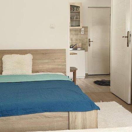 Napfeny Apartmanhaz Balatonbereny Exterior photo