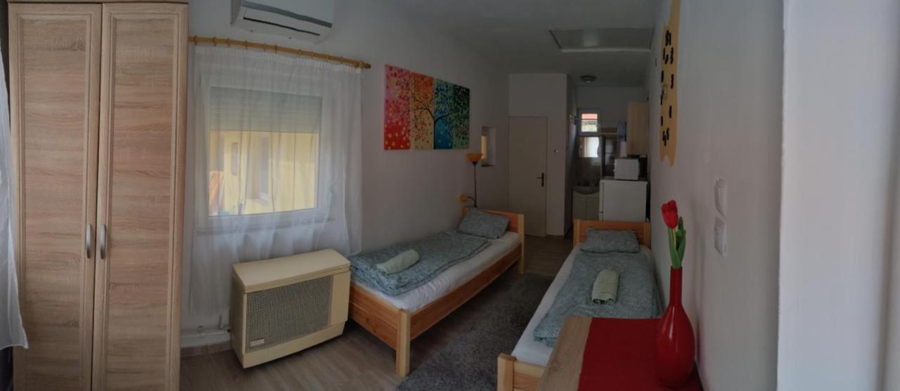 Napfeny Apartmanhaz Balatonbereny Exterior photo