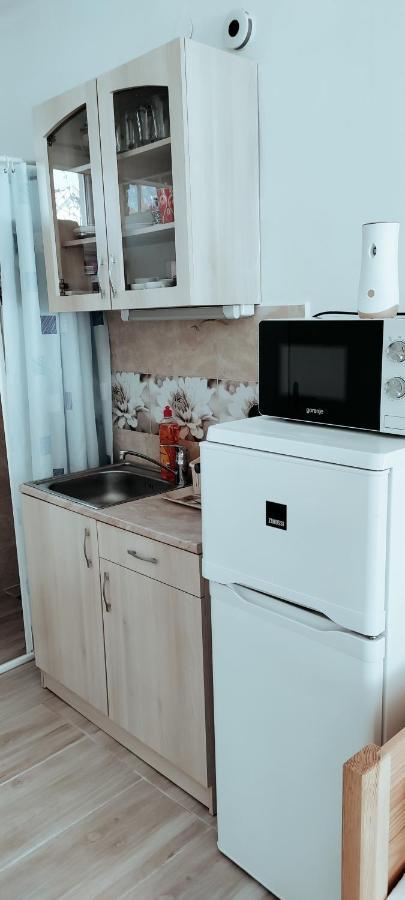 Napfeny Apartmanhaz Balatonbereny Exterior photo